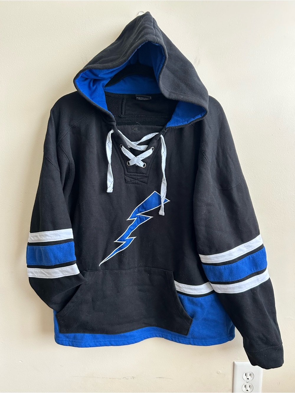 Tampa Bay Lightning NHL Colosseum Jersey Hoodie Mens L